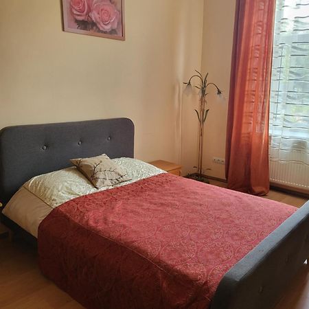 Apartment Near St. Elizabeth Church Lviv Extérieur photo