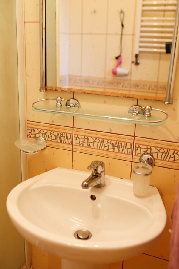 Apartment Near St. Elizabeth Church Lviv Extérieur photo